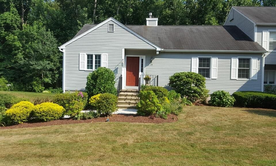 Front of 78 Quarry Village