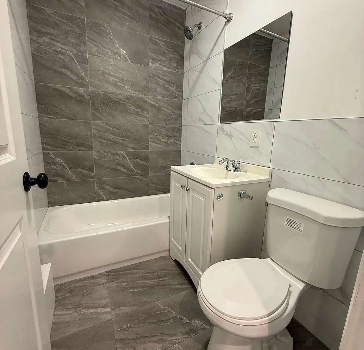 1 bed, 1.0 bath, $2,250 — Photo 2