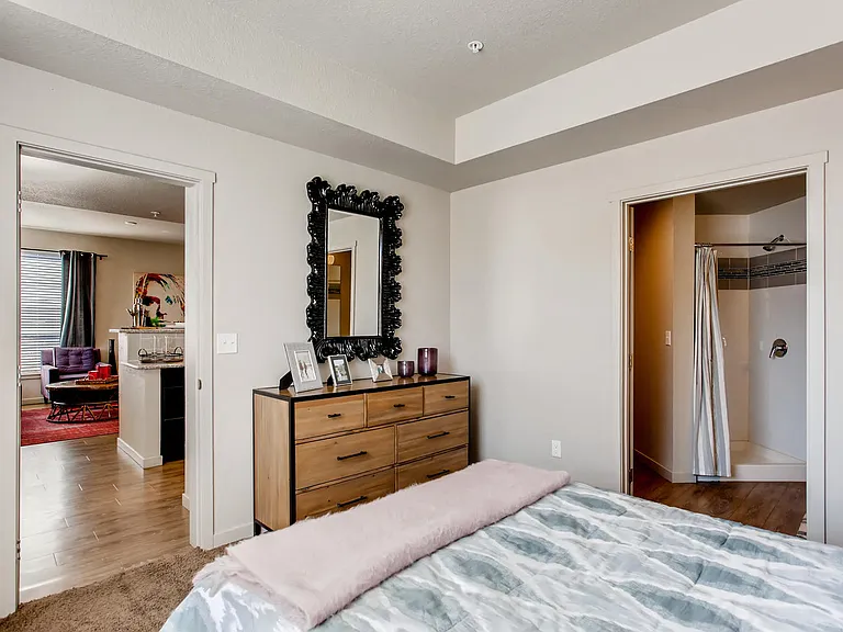 Legend Flats | Evans, CO Apartments