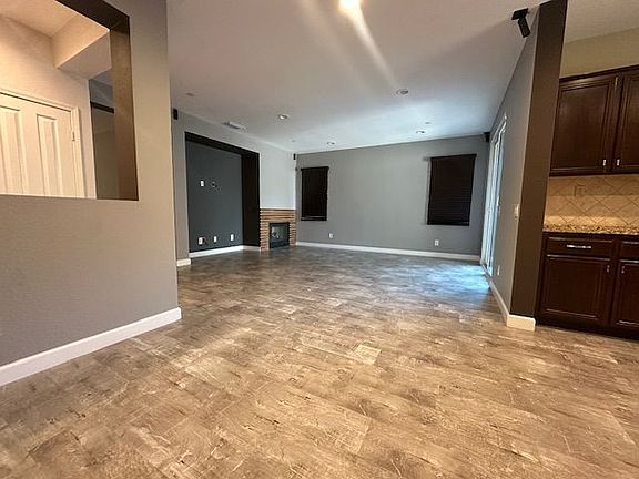 4th image of 4509 Brandi Ln