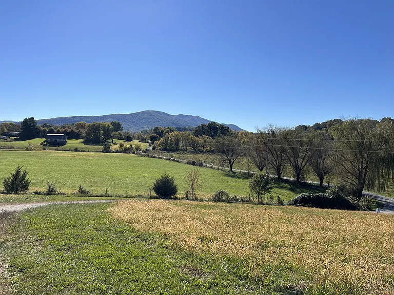9125 Asheville Hwy — Photo 32