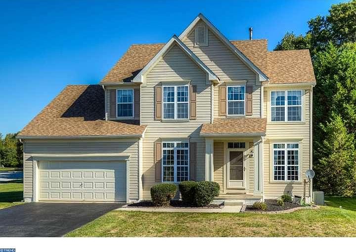 1st image of 218 Hope Ct E