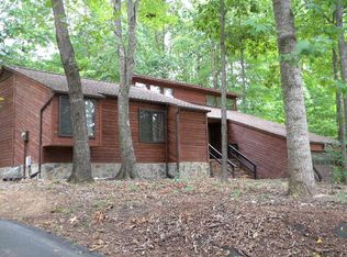 921 Vicar Rd, Danville, VA 24540