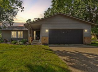 609 13th St SE, Owatonna, MN 55060