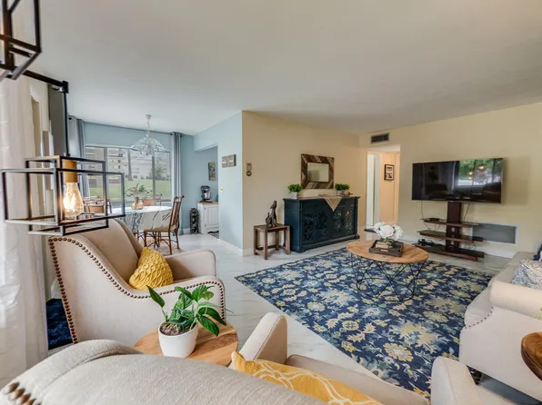 3200 Lake Osborne Drive #112, Lake Worth Beach, FL 33461