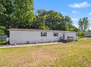 9365 W North County Line Rd, Shepherd, MI 48883