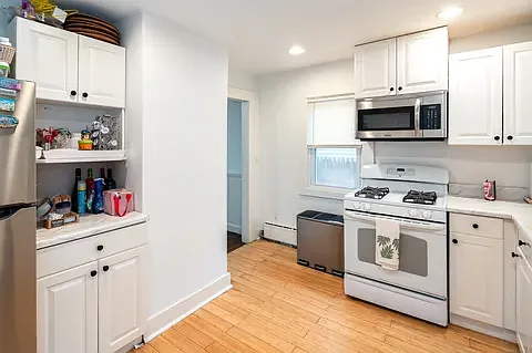 14 Randall Ave #1 — Photo 7