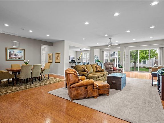 5th image of 3643 Monticeto Cir