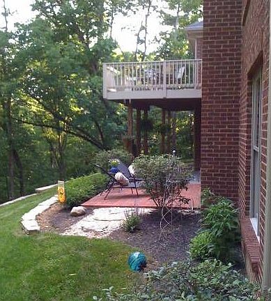 Rearw/Deck Off Kitchen
