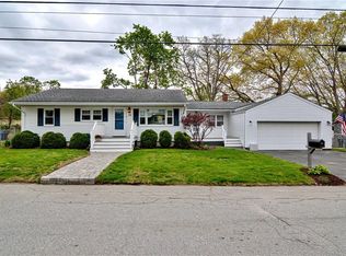 11 Fairwood Dr, Cranston, RI 02920