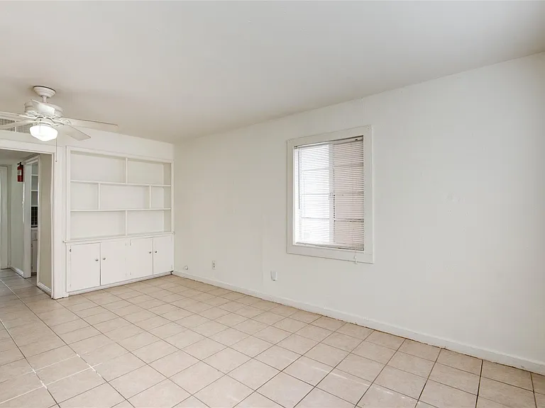 1828 W Main St #1 — Photo 6