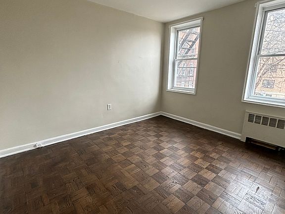 5th image of 103 Chancellor Ave APT A-28