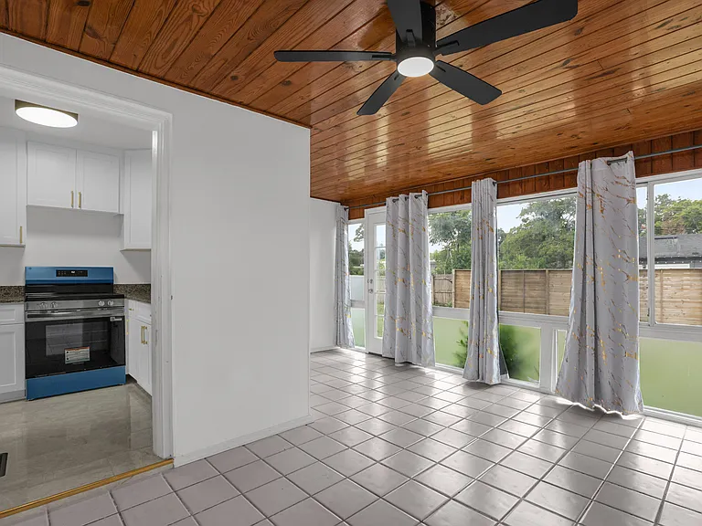 1604 Margate Ave — Photo 11