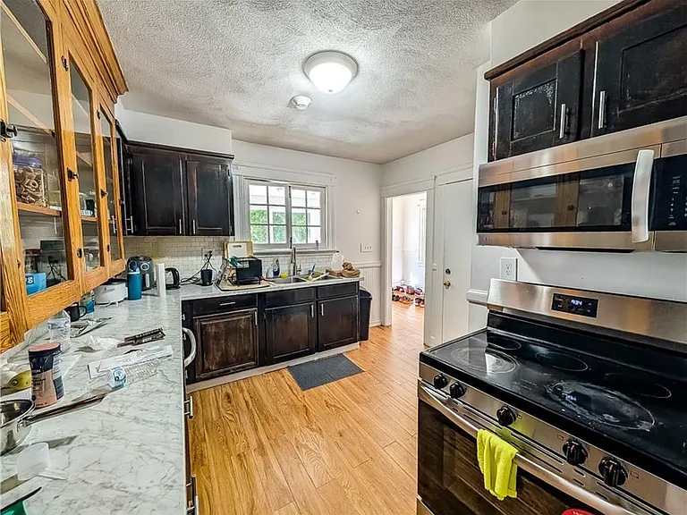 1423 Manville Rd #1 — Photo 9
