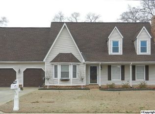 2314 Duncansby Dr SW, Decatur, AL 35603