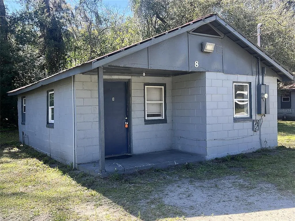 2 bed, 1.0 bath, 530 sqft, $700 — Photo 1