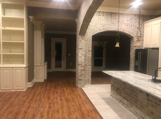 9454 Prince Charles St, Denham Springs, LA 70726