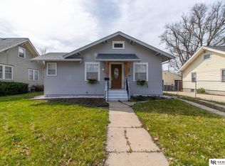 857 S 34th St, Lincoln, NE 68510