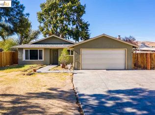 2374 Palomino Rd, Livermore, CA 94551