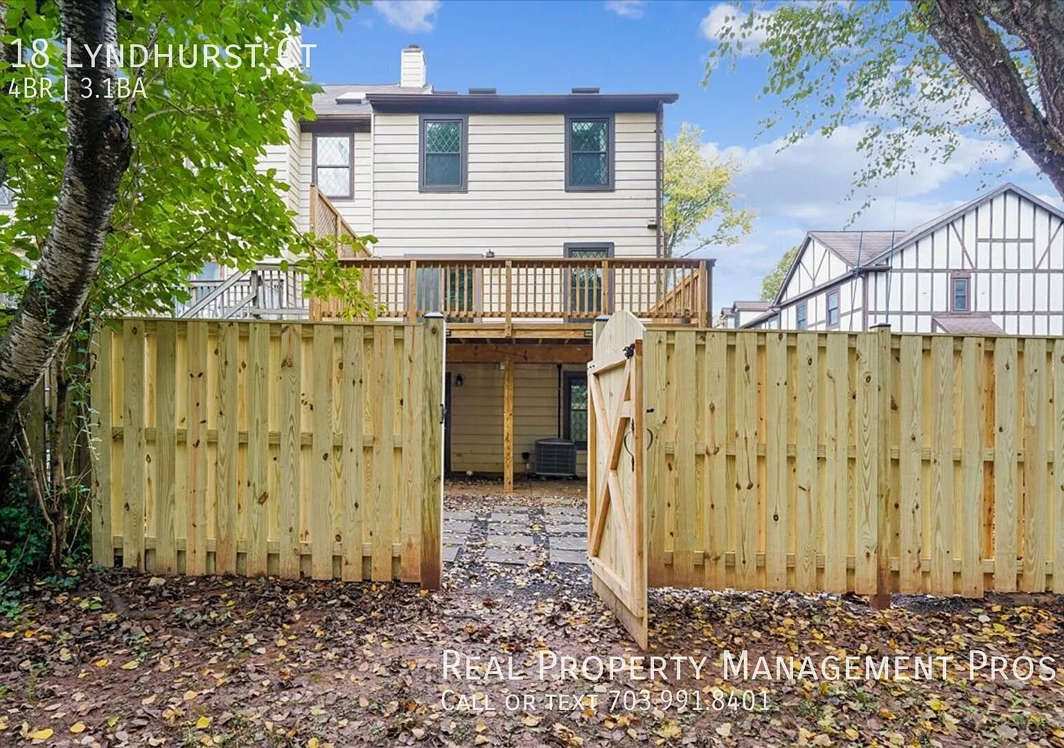 Gorgeous 4 BR/3.5 BA End Unit in Countryside - Fenced Yard Backs to Trees — Photo 3