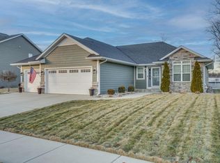 2828 Crosswinds, Racine, WI 53403