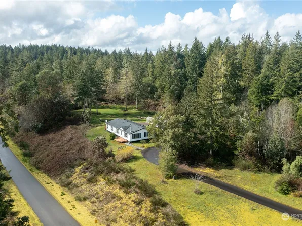 2926 202nd Avenue SW, Lakebay, WA 98349