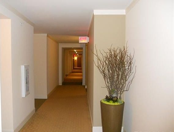 4th image of 400 Beale St APT 805