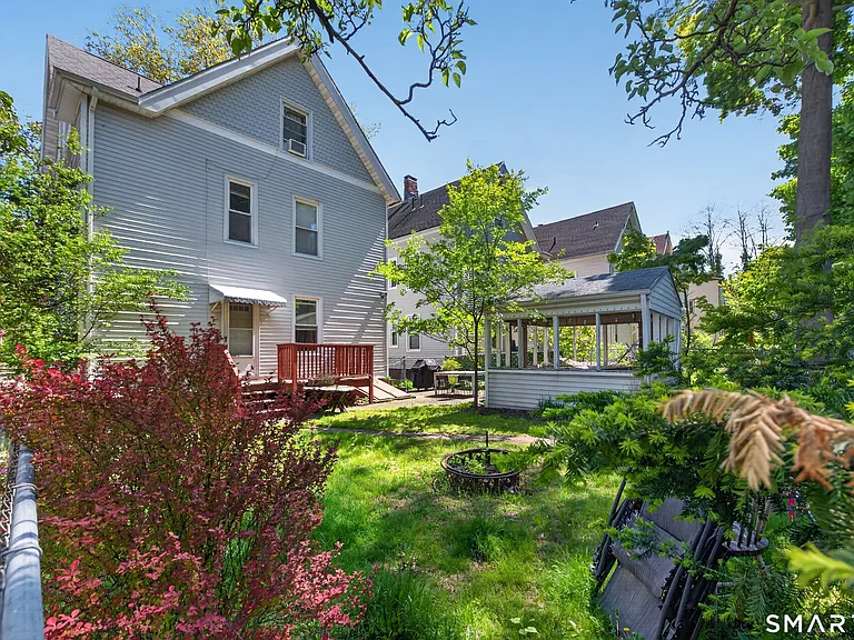 62 Lawrence St #3 — Photo 5