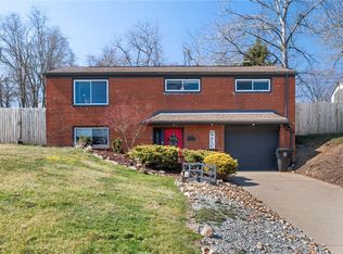 750 McMurray Rd, Bethel Park, PA 15102