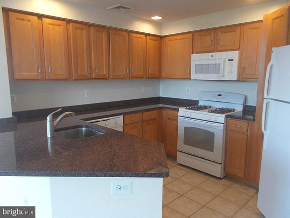 5th image of 4490 Market Commons Dr Unit 509