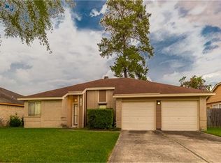 11019 Thorncliff Dr, Humble, TX 77396