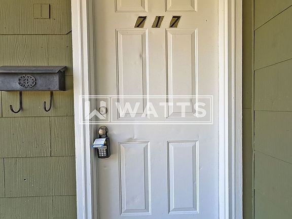 3rd image of 717 15th St SW #0