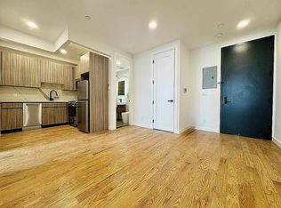 215 S 4th St #4D, Brooklyn, NY 11211