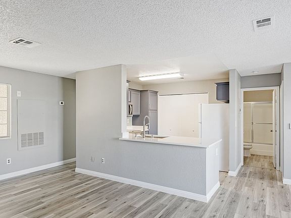 4th image of 3150 Soft Breezes Dr APT 1042