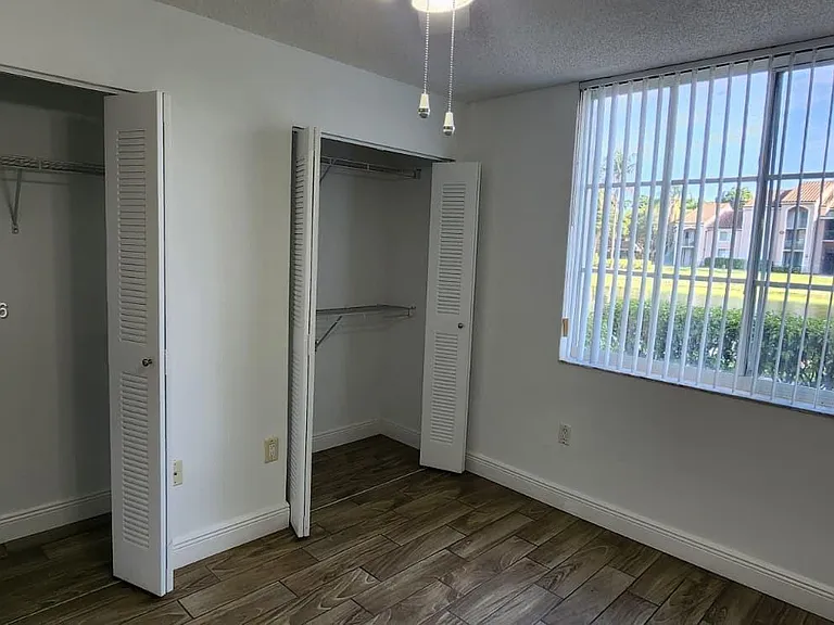 12148 Saint Andrews Pl #102 — Photo 13