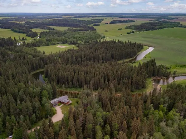 4252 NE Township Road 322, Mountain View County, AB T0M 1X0