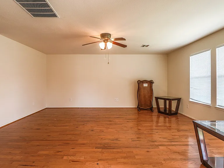 4313 Silverwood Trl — Photo 9