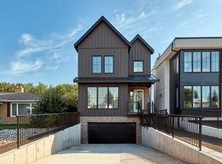 43 Westridge Rd NW, Edmonton, AB T5T1B3