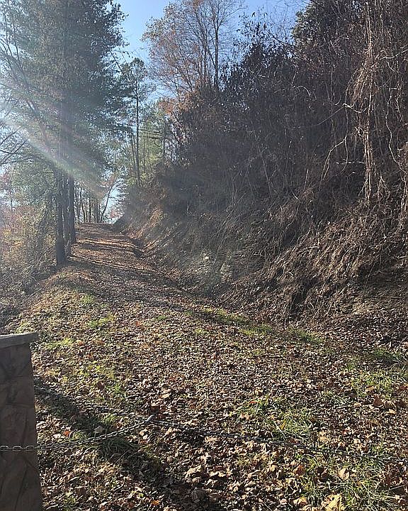 1st image of 27 Shady Ln