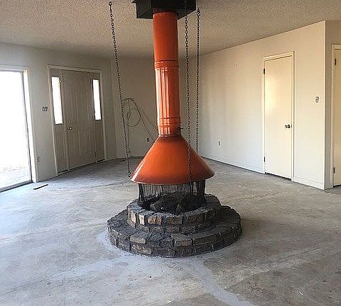 3rd image of 118 Diamondhead Dr