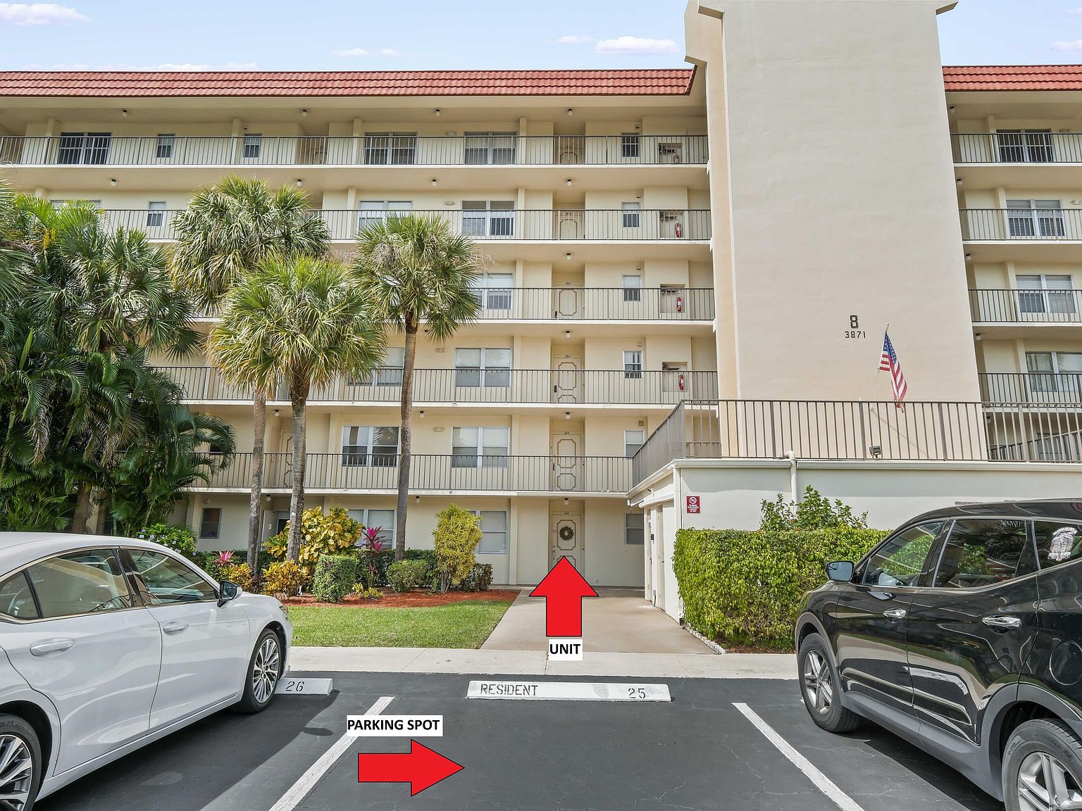 3871 Via Poinciana #104