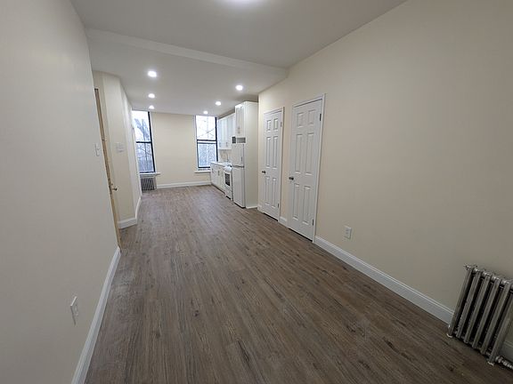 2nd image of 178 Nevins St #2R