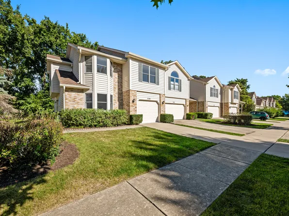 1119 Dickens Ave, Naperville, IL 60563