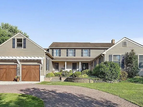 69 Woodstown Rd, Mullica Hill, NJ 08062