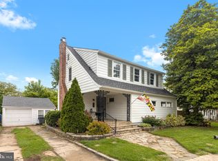 7 Cedarwood Rd, Catonsville, MD 21228