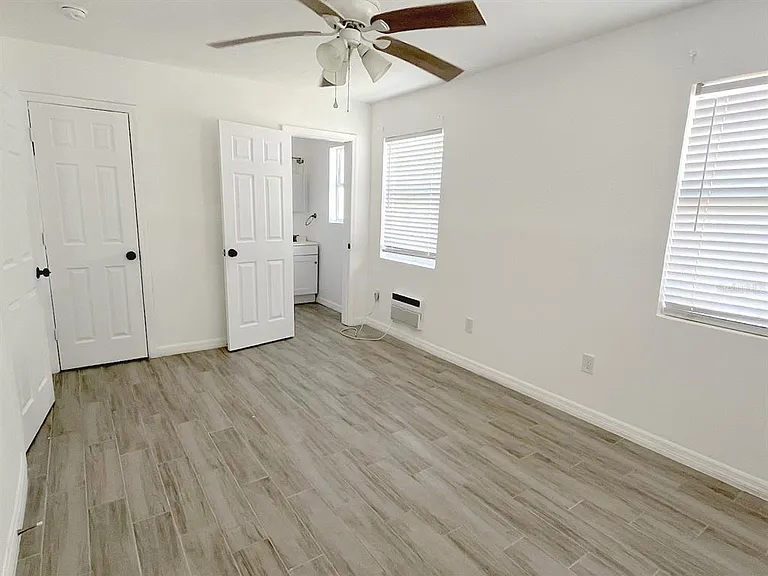 24 Lynn Way #C — Photo 9