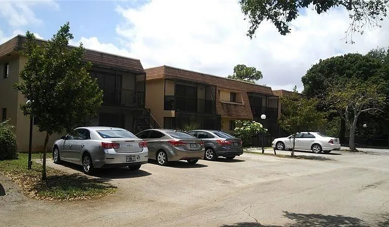 1245 S Flagler Ave #303 — Photo 15