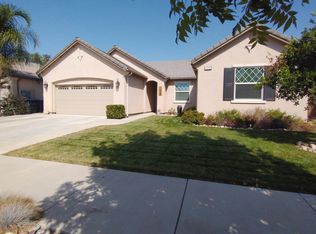 1638 N Mae Carden St, Visalia, CA