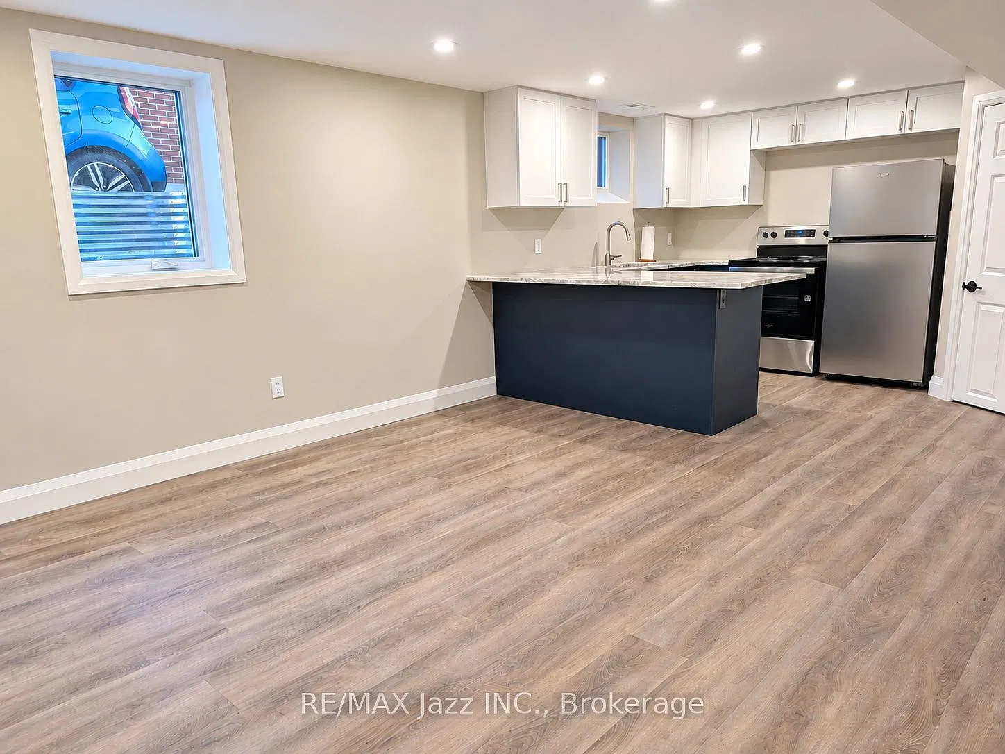 2 bed, $1,950 — Photo 4