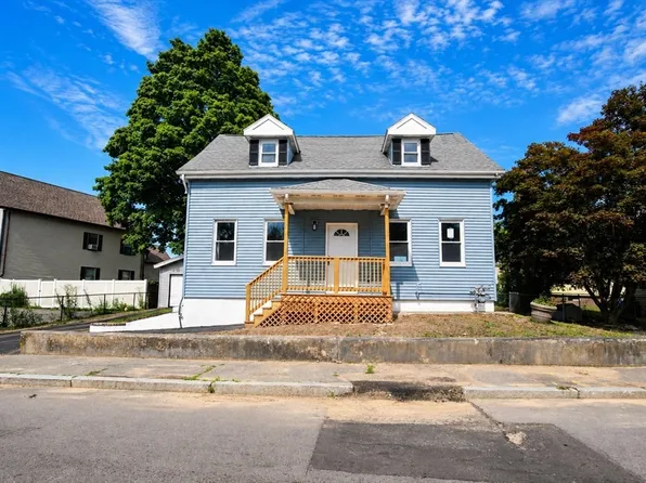 19 Mason St, Taunton, MA 02780